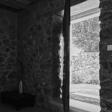 Villa Oraia Verga