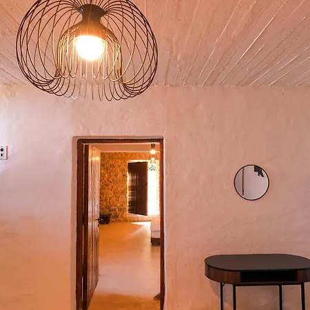 Villa Oraia Verga *
